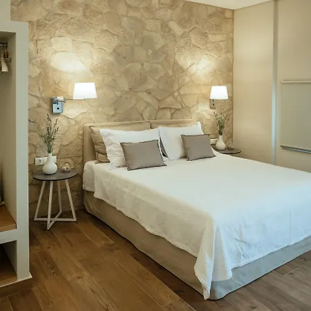 Filoxenion Luxury & Lofts * نافبليو